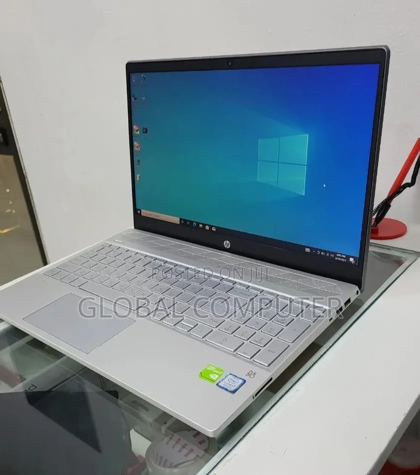 New Laptop HP Pavilion X2 10 8GB Intel Core I7 SSD 512GB