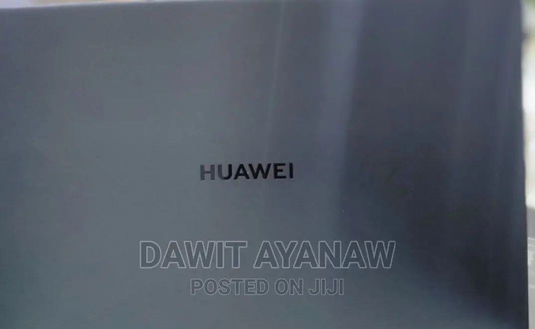 New Laptop Huawei Matebook D 15 8GB Intel Core I5 SSD 512GB