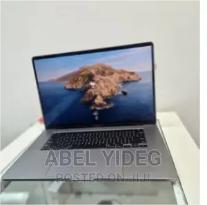 New Laptop Apple MacBook Pro 2019 16GB Intel Core I7 SSD 512GB