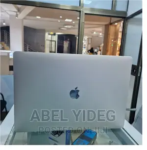 New Laptop Apple MacBook Pro 2019 32GB Intel Core I9 SSD 1T