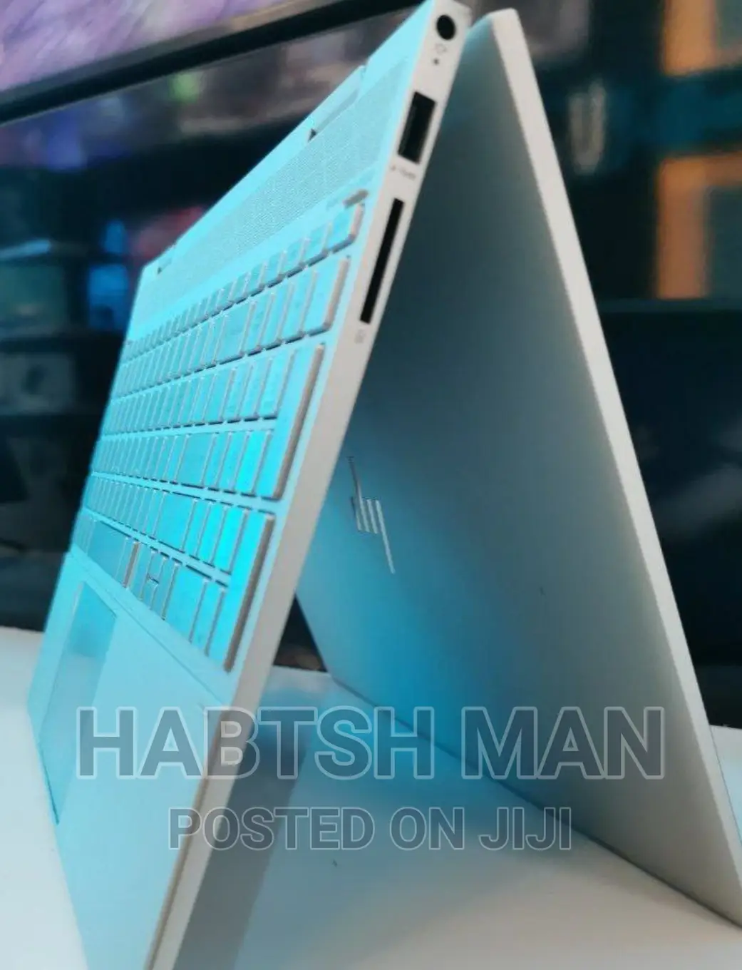 New Laptop HP Envy X360 8GB Intel Core I5 SSD 256GB