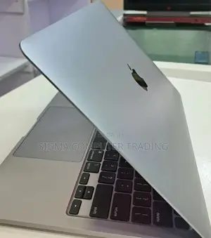 New Laptop Apple MacBook Pro 2020 16GB Intel Core I5 SSD 1T