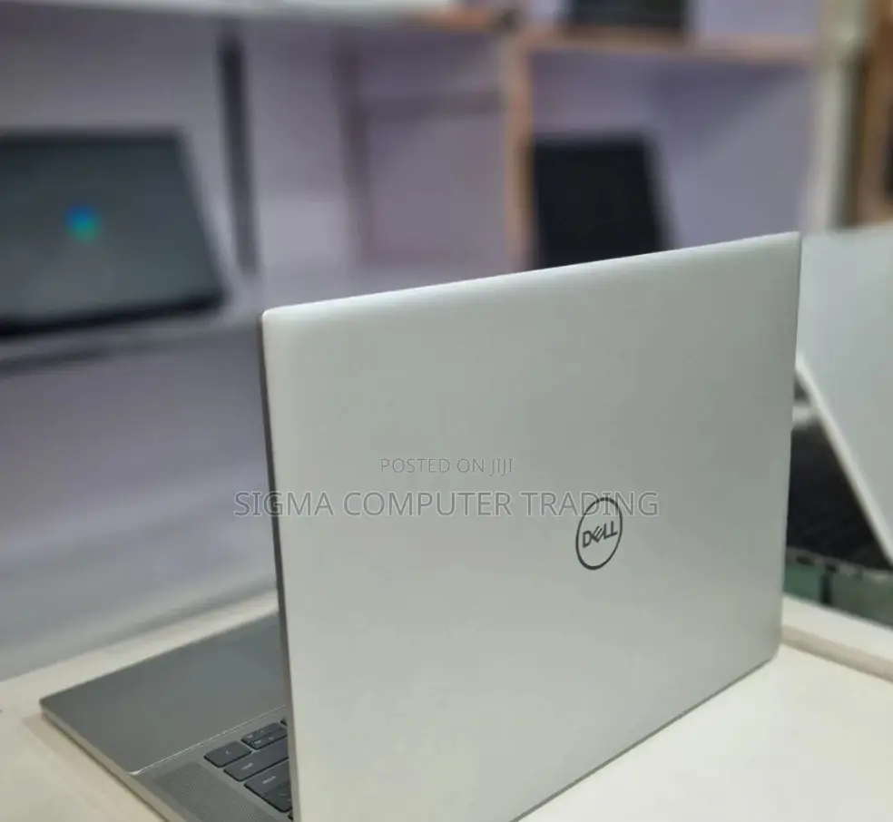 New Laptop Dell Inspiron 15 16GB Intel Core I7 SSD 512GB