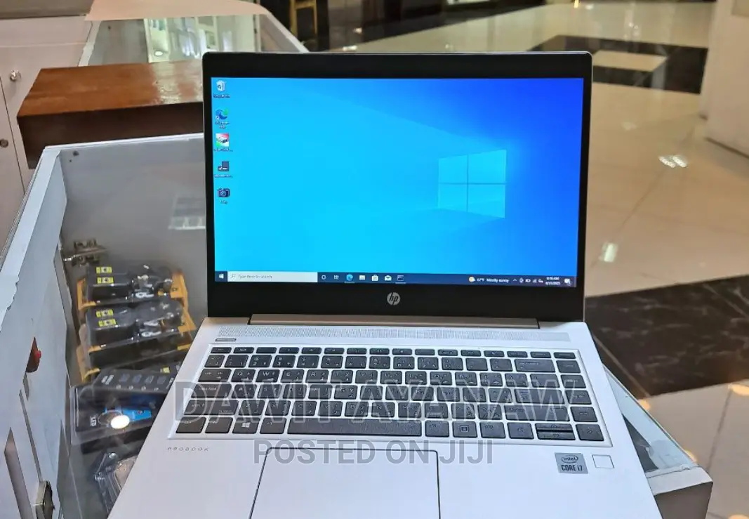 New Laptop HP 8GB Intel Core I7 SSD 512GB