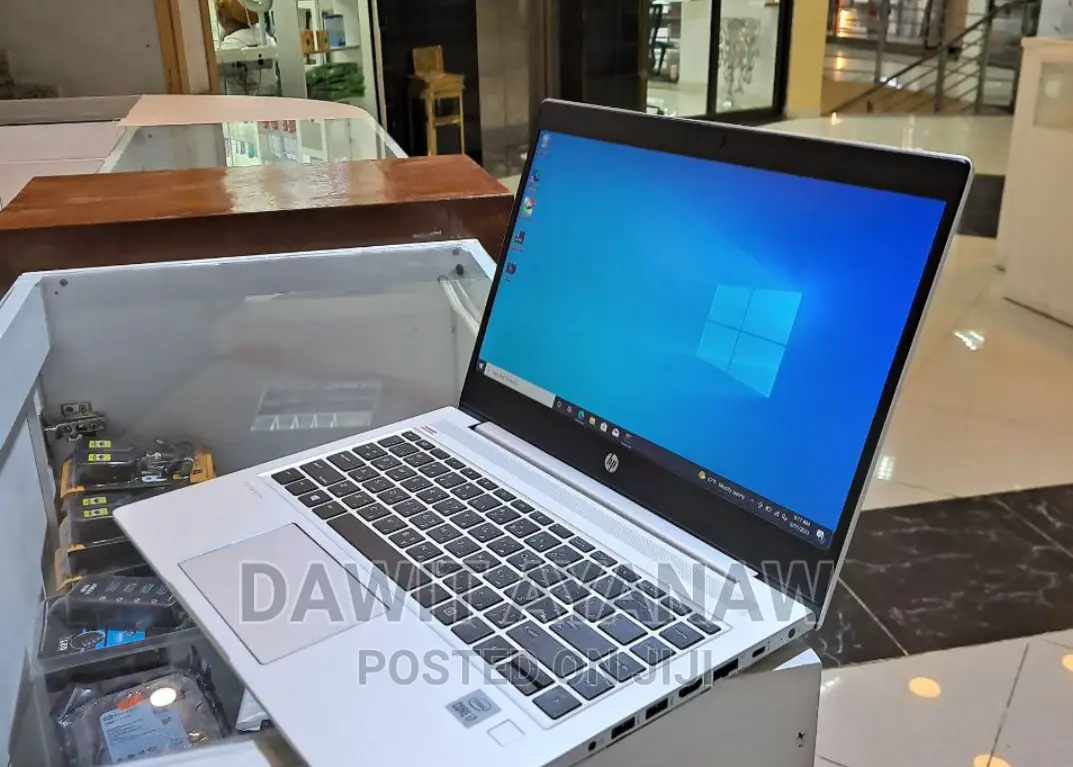 New Laptop HP 8GB Intel Core I7 SSD 512GB
