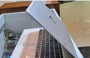 New Laptop HP 8GB Intel Core I7 SSD 512GB
