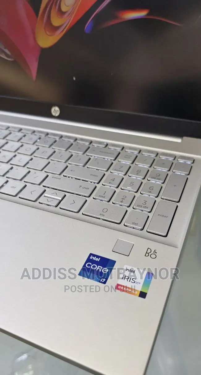 New Laptop HP Pavilion 15 8GB Intel Core I7 SSD 512GB