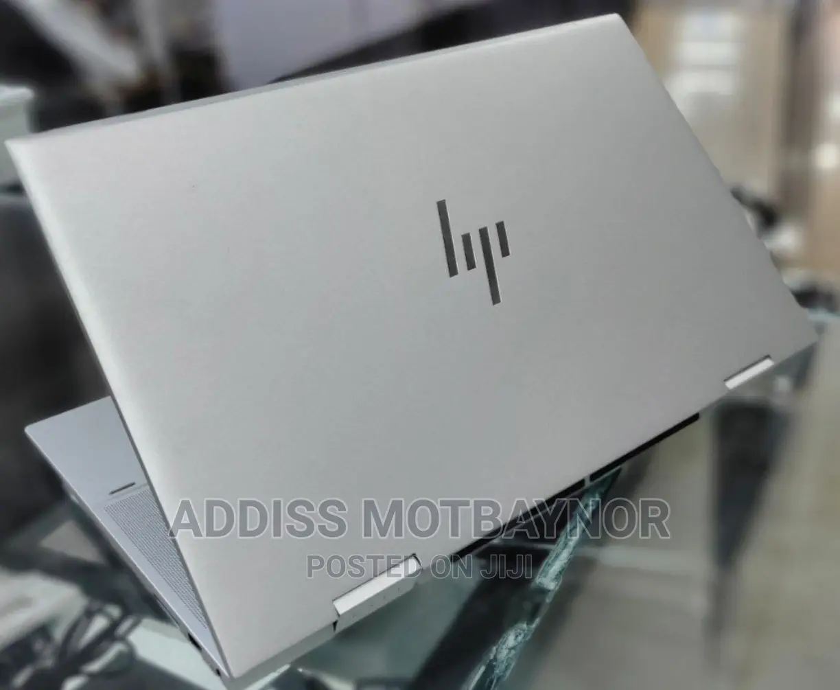 New Laptop HP Envy X360 8GB Intel Core I7 SSD 1T
