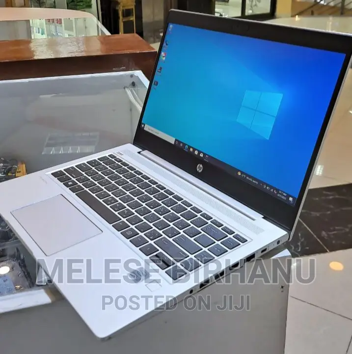 New Laptop HP 8GB Intel Core I7 SSD 512GB