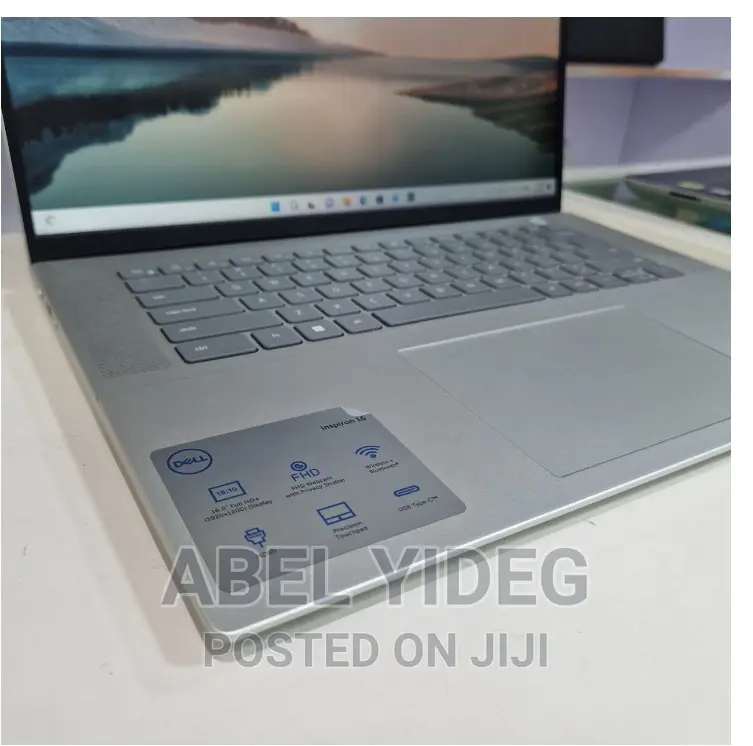 New Laptop Dell 16GB Intel Core I7 SSD 512GB