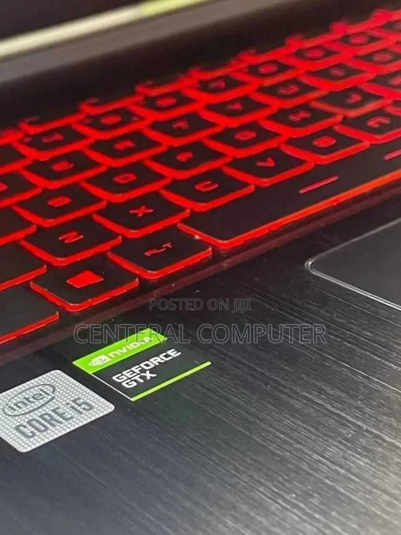 New Laptop MSI Pulse GL66 8GB Intel Core I5 SSD 512GB