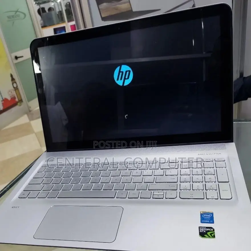 New Laptop HP Envy Dv7 8GB Intel Core I5 SSD 512GB