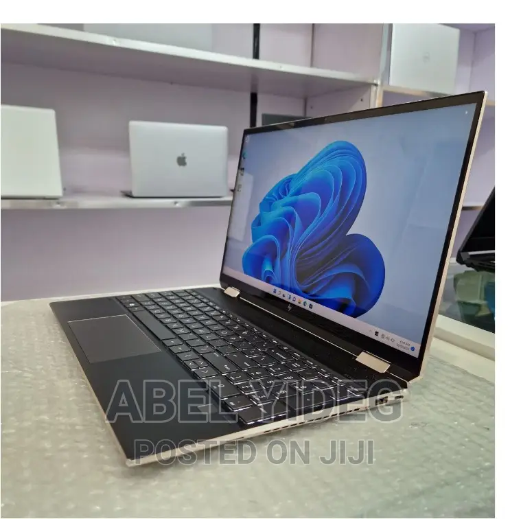 New Laptop HP Spectre 16GB Intel Core I7 SSD 512GB