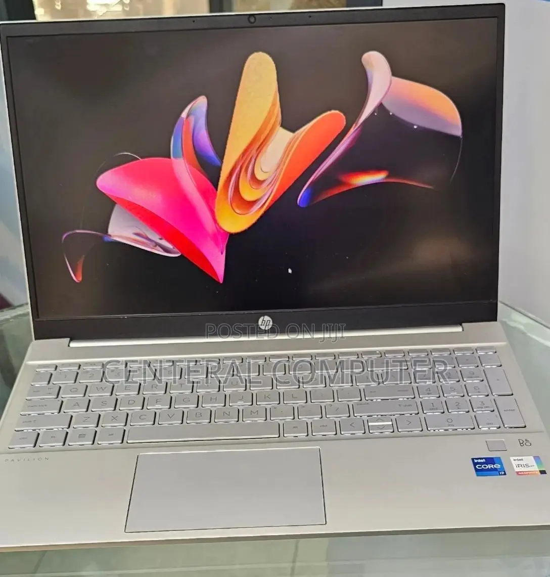 New Laptop HP Pavilion 15 8GB Intel Core I7 SSD 512GB