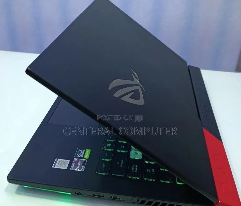 New Laptop Asus ROG G701VI 8GB AMD Ryzen 7 SSD 512GB