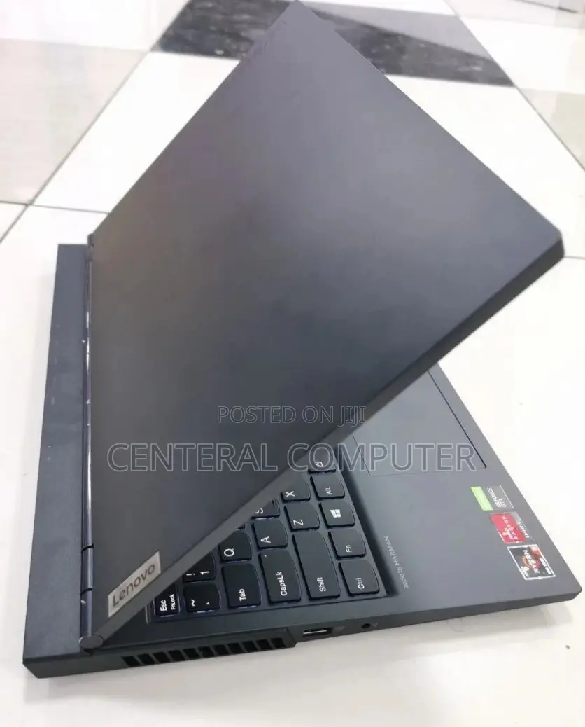 New Laptop Lenovo Legion 5 8GB Intel Core I7 SSD 256GB