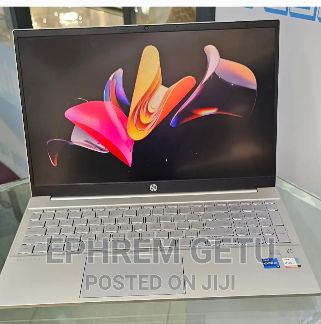 New Laptop HP Pavilion 15 8GB Intel Core I7 SSD 512GB