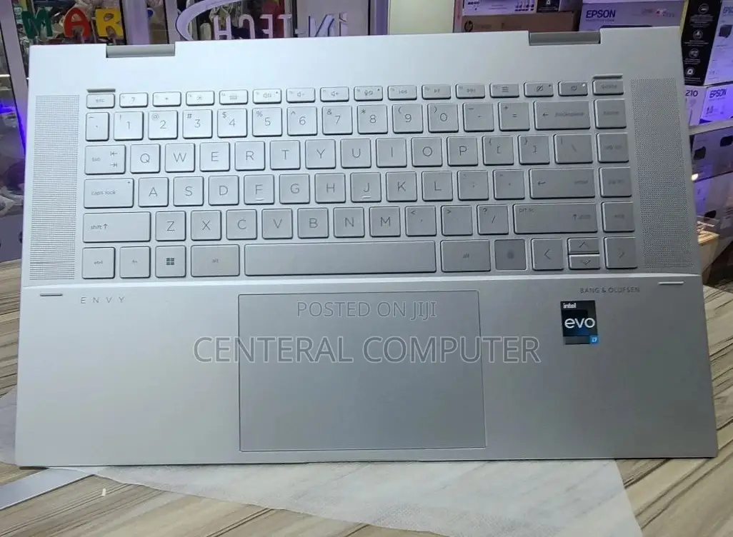 New Laptop HP Envy X360 16GB Intel Core I7 SSD 1T