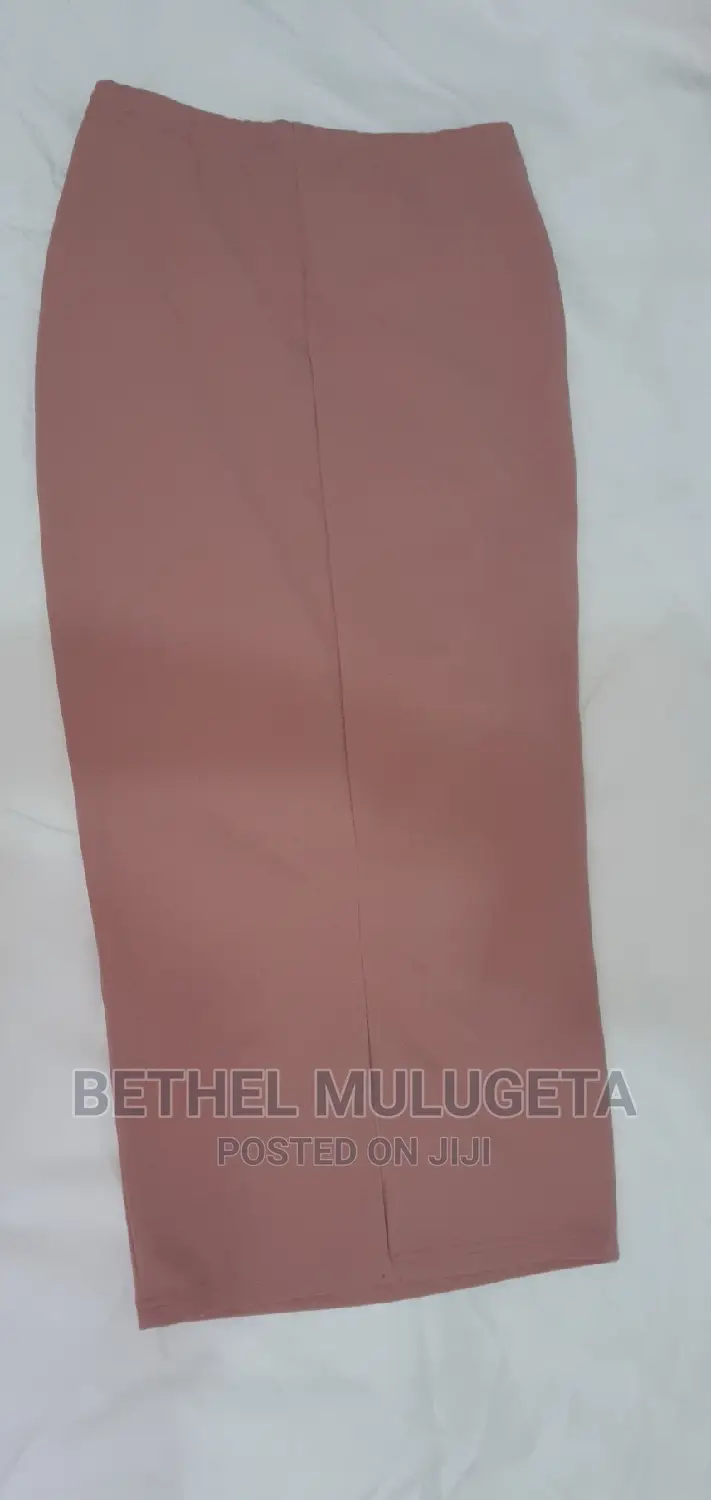 Highwaist Midi Pencil Skirt