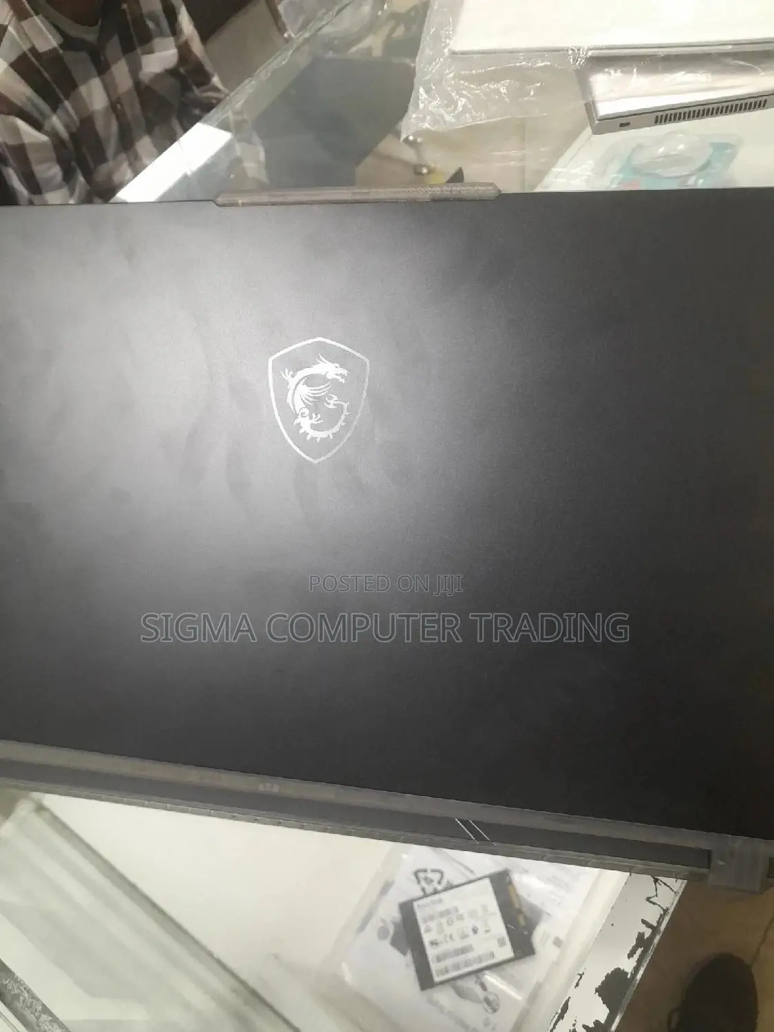 New Laptop MSI Pulse GL66 8GB Intel Core I7 SSD 512GB