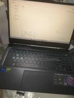 New Laptop MSI Pulse GL66 8GB Intel Core I7 SSD 512GB