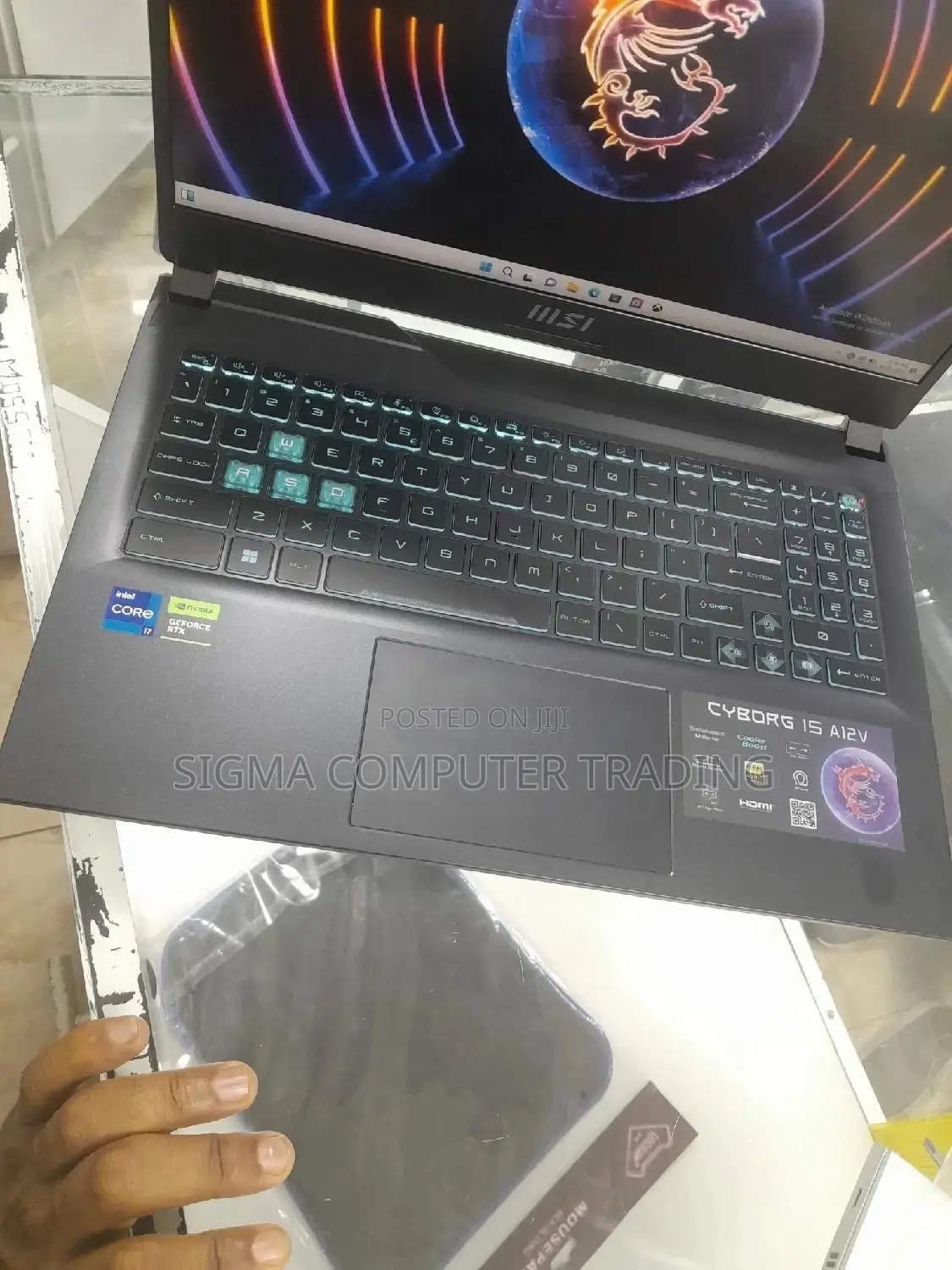 New Laptop MSI Pulse GL66 8GB Intel Core I7 SSD 512GB