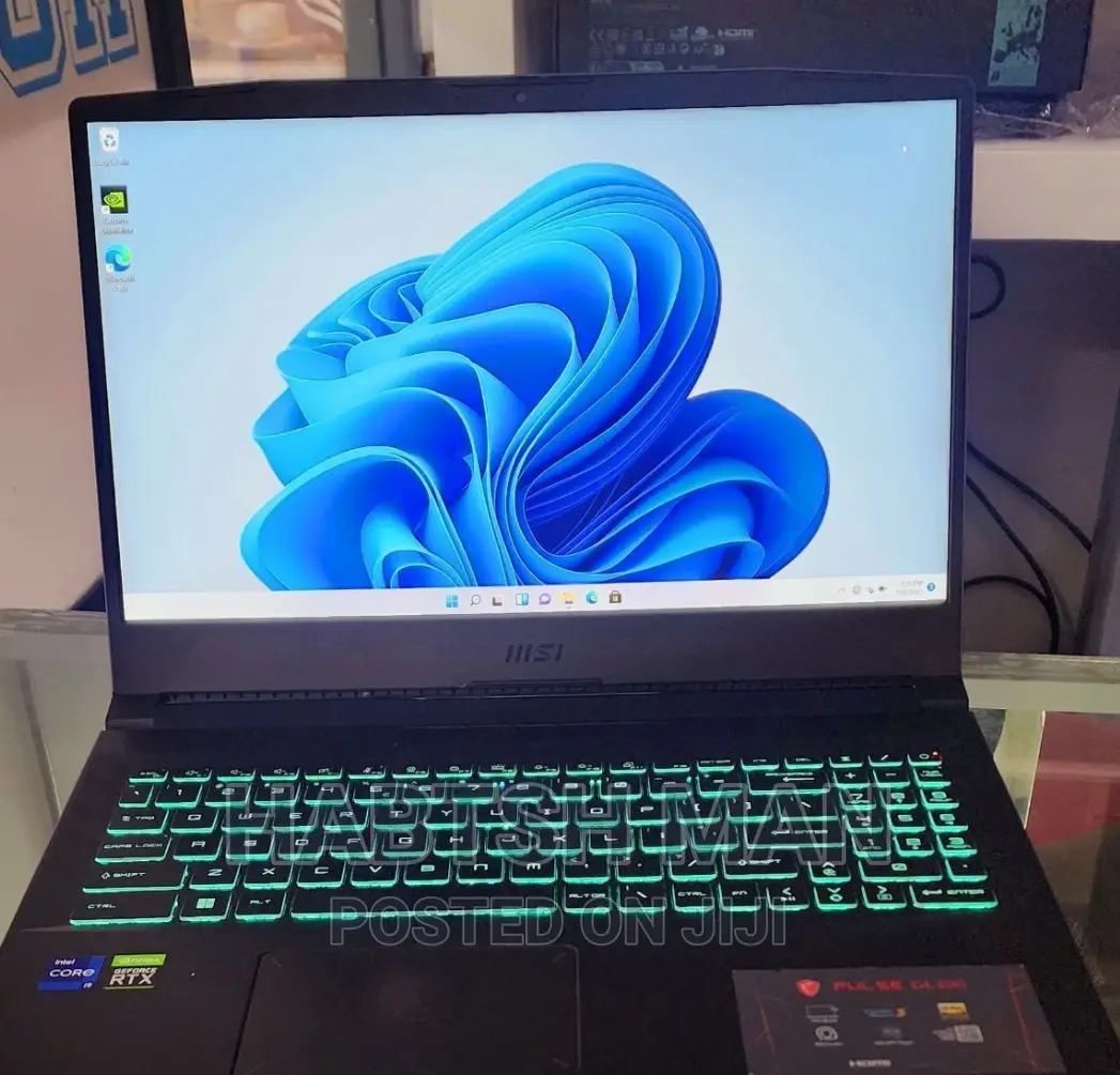 New Laptop MSI Pulse GL66 16GB Intel Core I9 SSD 1T