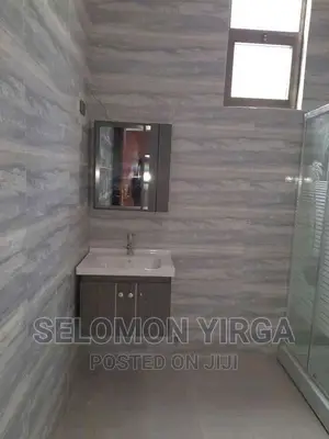 3bdrm Villa in አድስ አበባ, Bole for sale