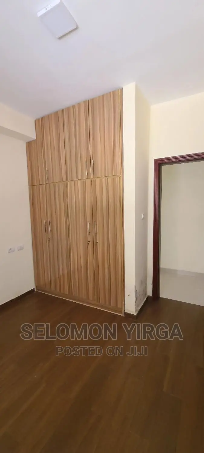 3bdrm Apartment in አድስ አበባ, Bole for sale