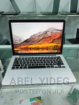 New Laptop Apple MacBook Pro 2015 8GB Intel Core I5 SSD 256GB