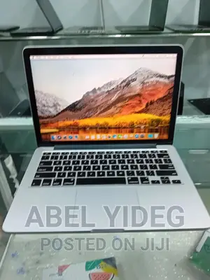 New Laptop Apple MacBook Pro 2015 8GB Intel Core I5 SSD 256GB