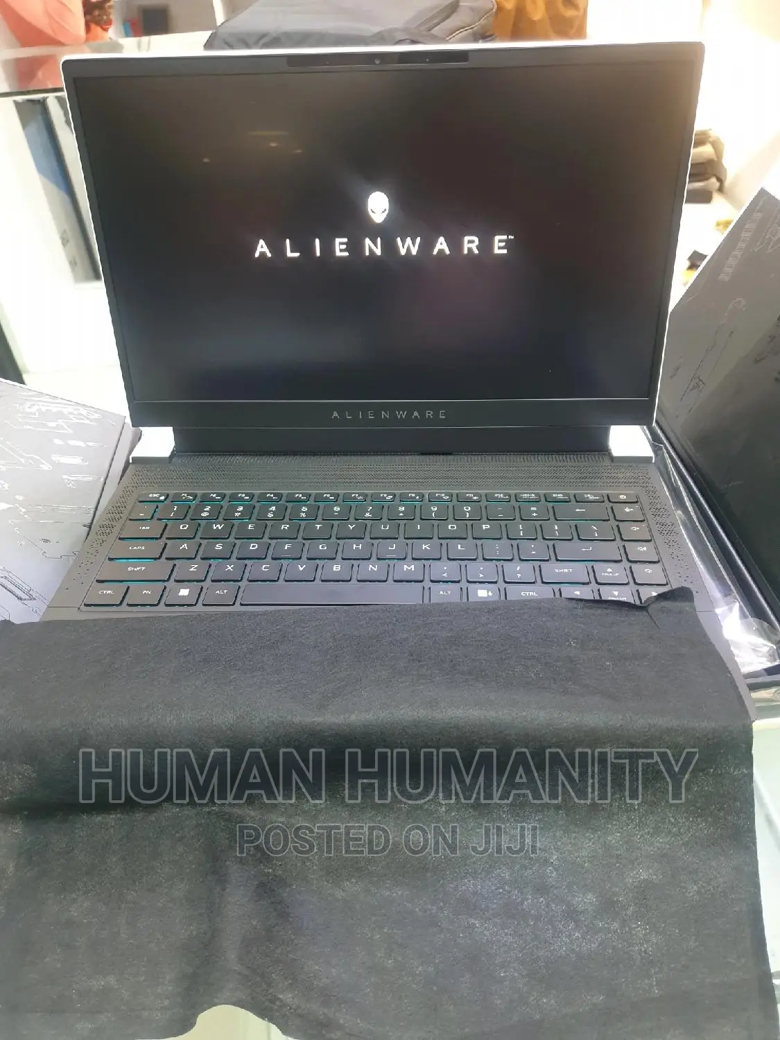New Laptop Dell Alienware X14 16GB Intel Core I7 SSD 512GB