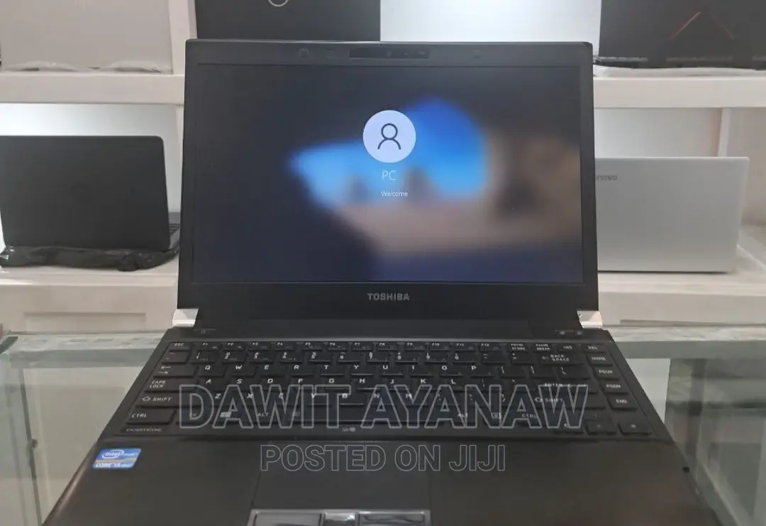 New Laptop Toshiba 4GB Intel Core I5 HDD 500GB