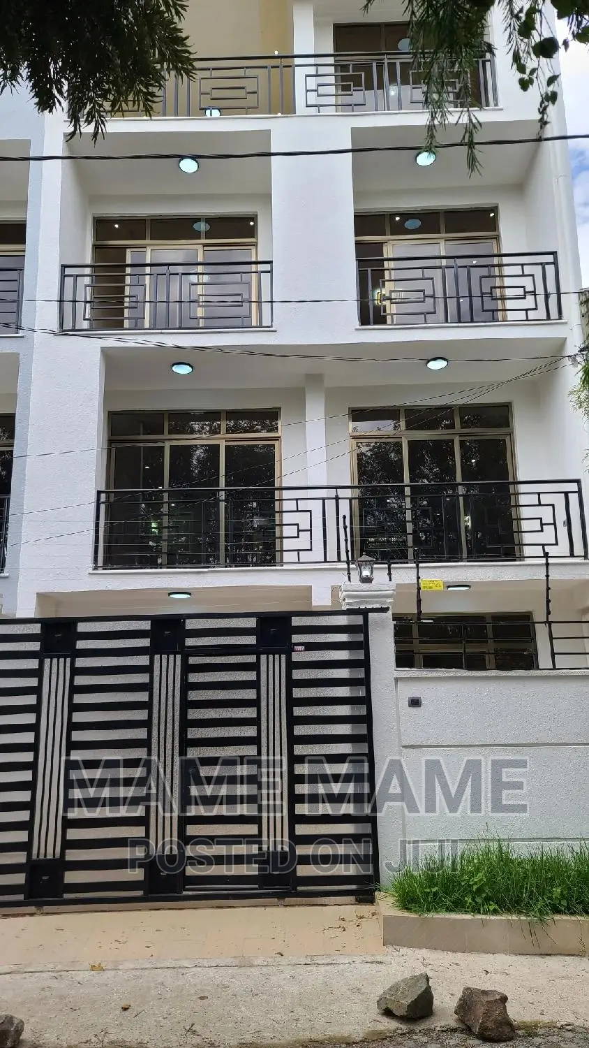 6bdrm House in Addis Abeba, Bole for sale