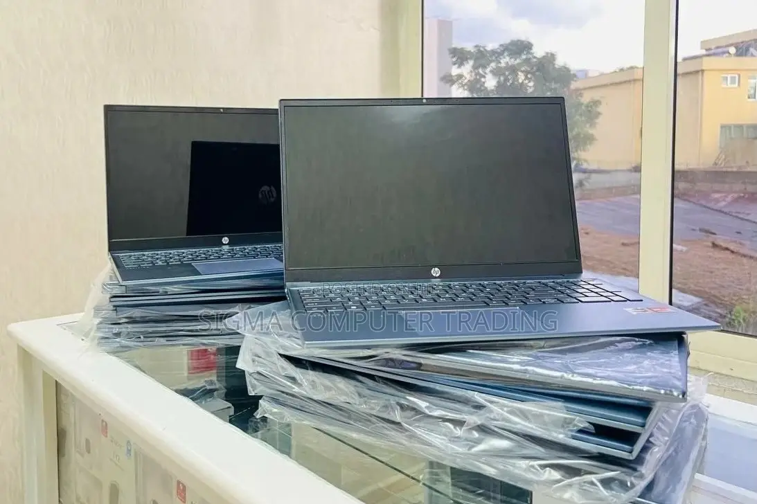 New Laptop HP Pavilion 15 8GB AMD Ryzen 7 SSD 512GB