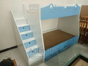 Photo - ተደራራቢ አልጋዎች