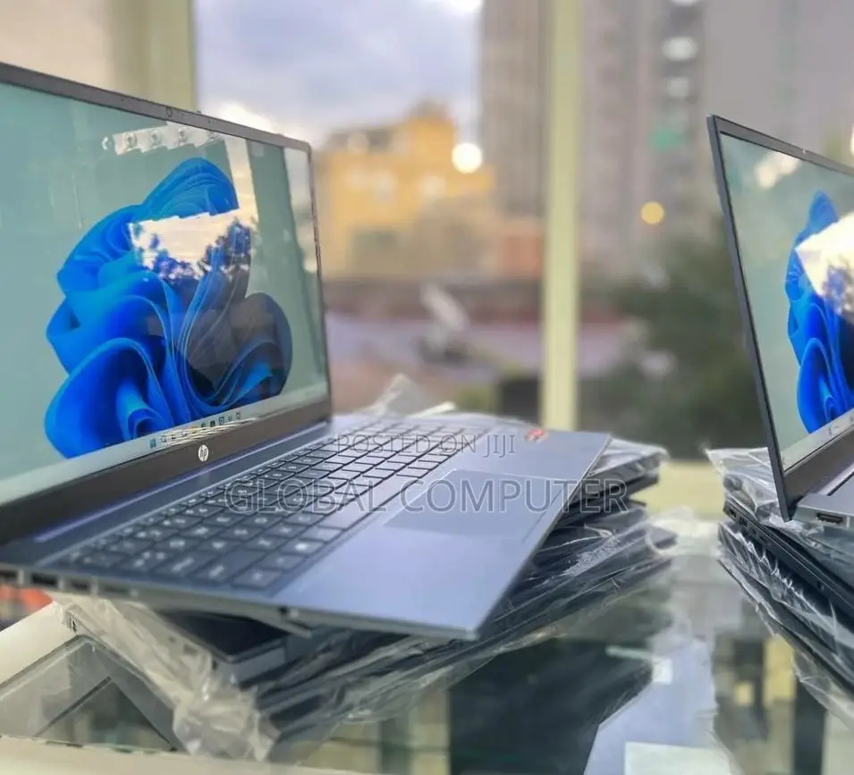 New Laptop HP Pavilion Dv6 8GB AMD Ryzen 7 SSD 512GB