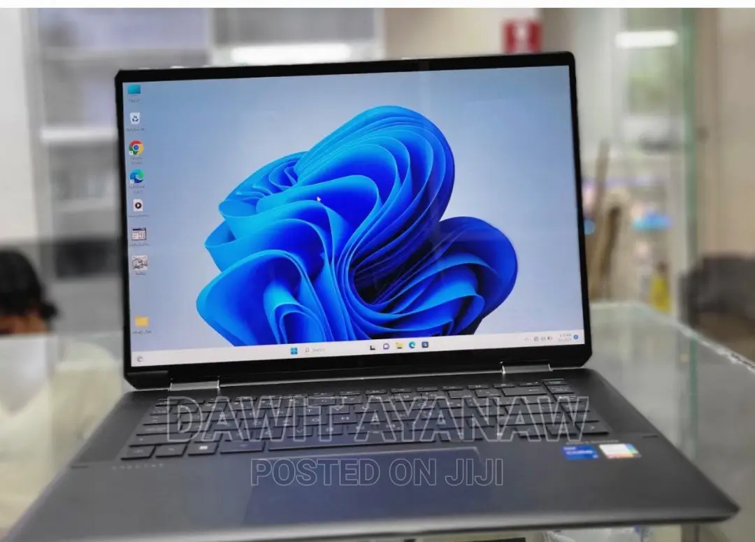 New Laptop HP Spectre 16GB Intel Core I7 SSD 512GB