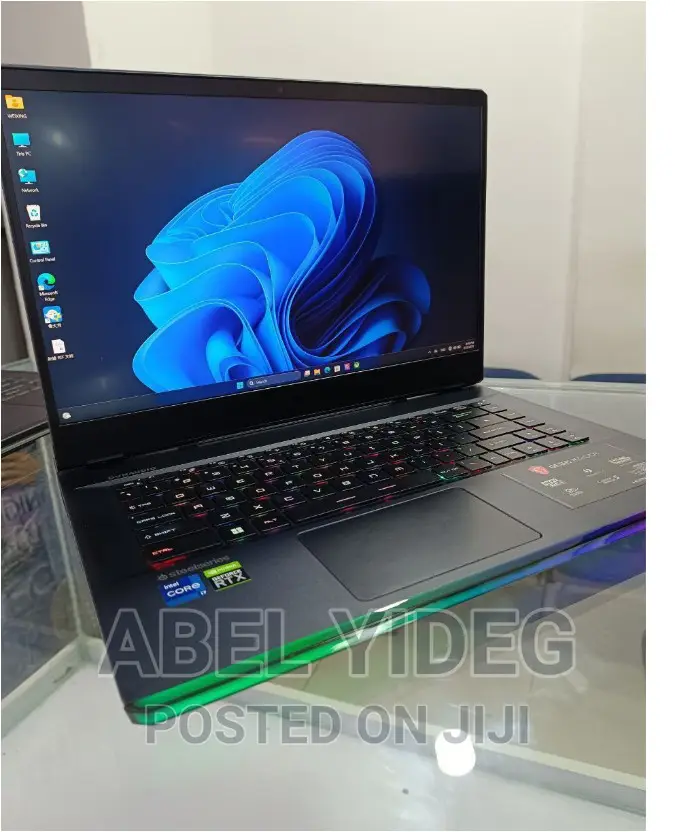 New Laptop MSI GE66 Raider 16GB Intel Core I7 SSD 1T