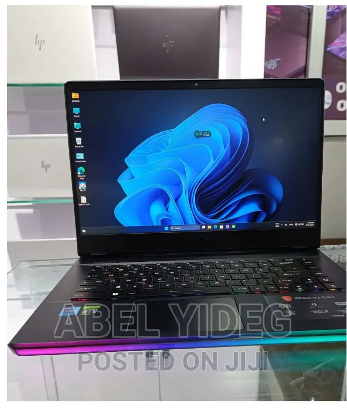 New Laptop MSI GE66 Raider 16GB Intel Core I7 SSD 1T