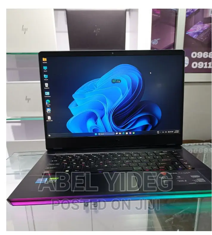 New Laptop MSI GE66 Raider 16GB Intel Core I7 SSD 1T