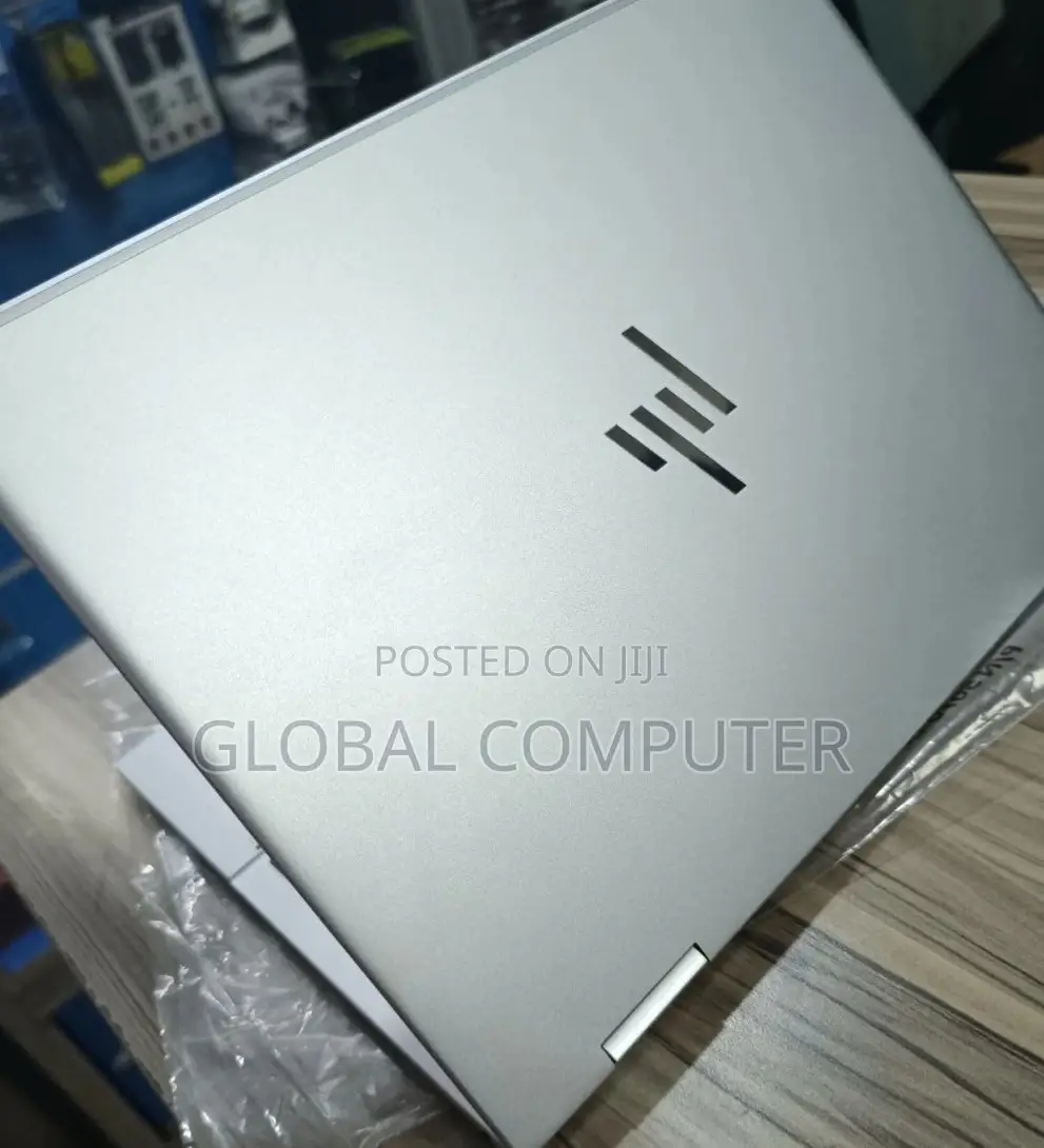 New Laptop HP Envy 15-Ep0xxx 8GB Intel Core I7 SSD 512GB