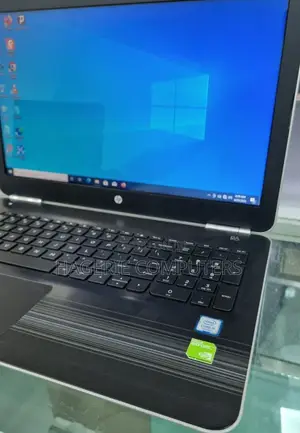 New Laptop HP Pavilion 10 8GB Intel Core I5 HDD 1T