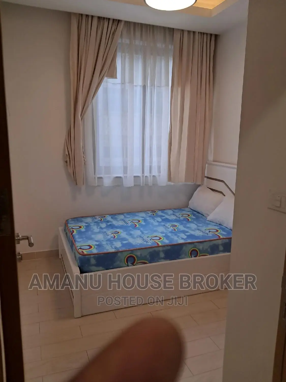 New and Beautiful Furnishd Apartment for Urgent Rent