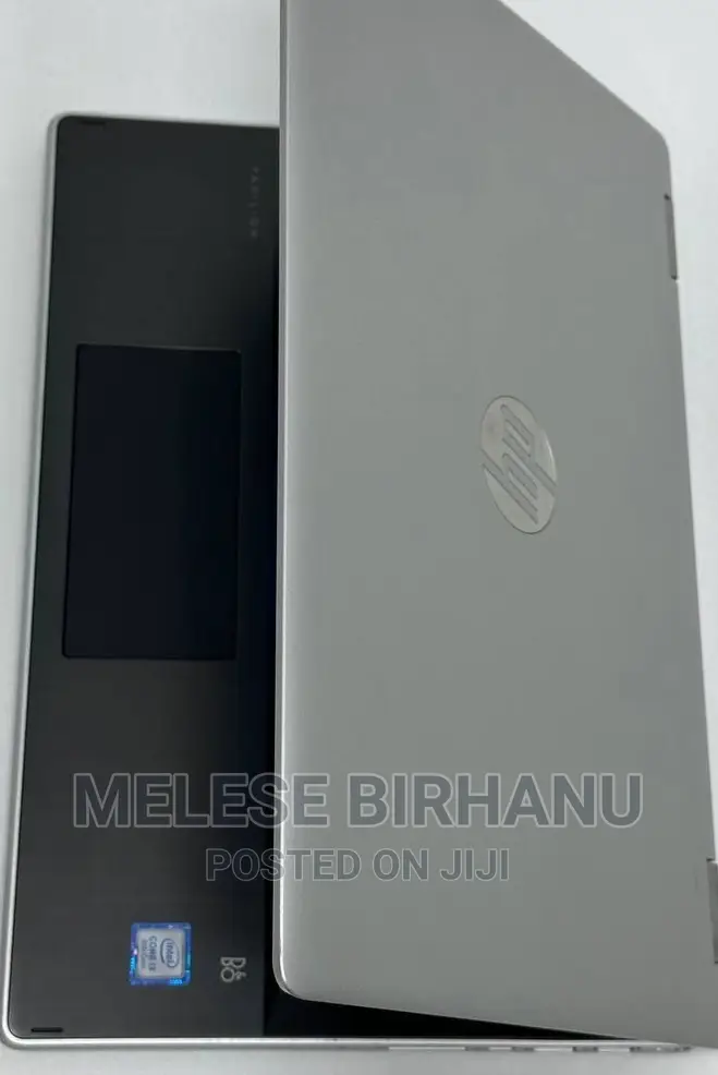 New Laptop HP Pavilion X360 8GB Intel Core I3 SSD 256GB