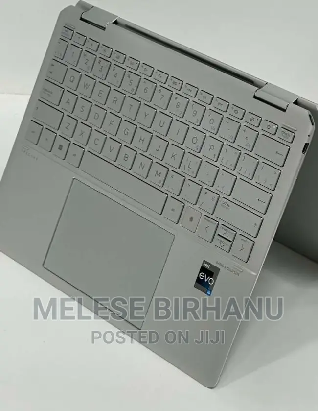 New Laptop HP Spectre 16GB Intel Core I5 SSD 1T