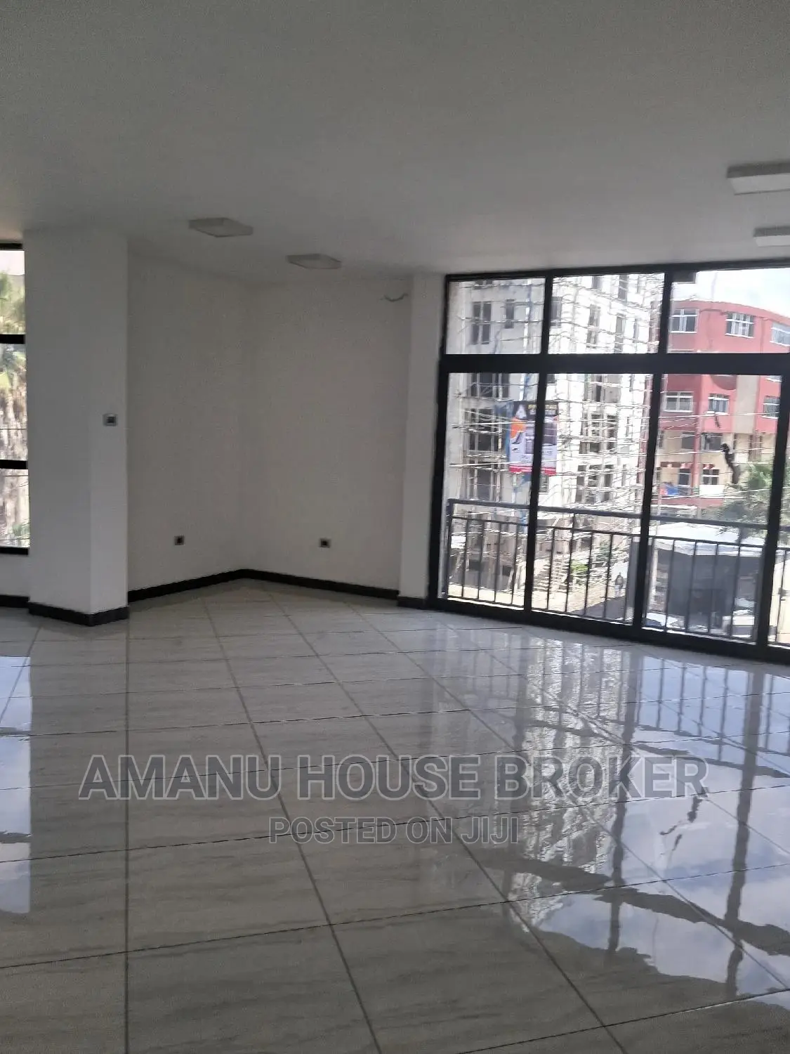 አስቸኳይ የሚከራይ ቢሮ 75sqm,270sqm,250sqm