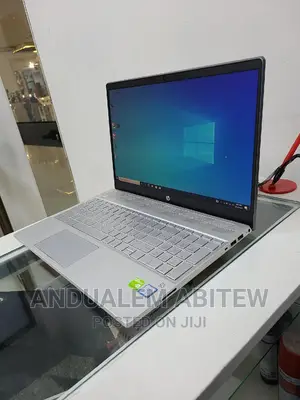 New Laptop HP Pavilion 15 8GB Intel Core I7 SSD 512GB