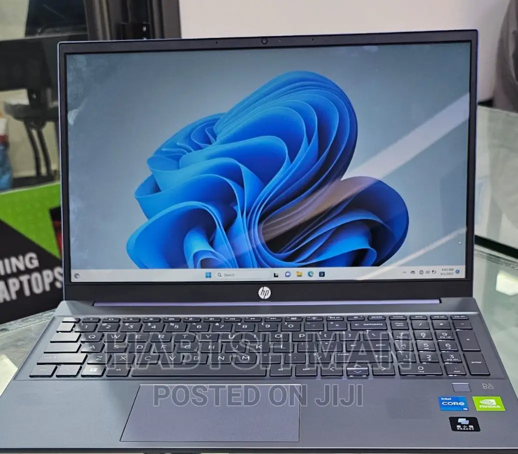 New Laptop HP Spectre 16GB Intel Core I5 SSD 512GB