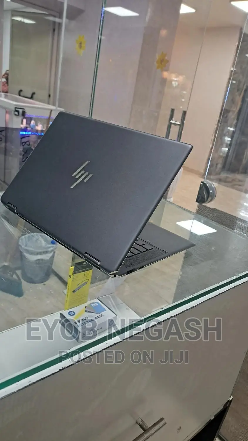 New Laptop HP Spectre 14 16GB Intel Core I5 SSD 1T